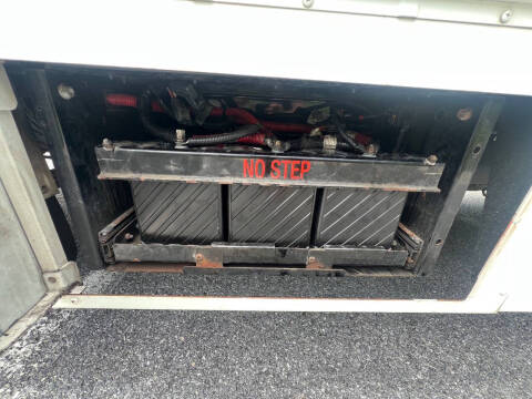 2018 International 24 passenger Shuttle Bus