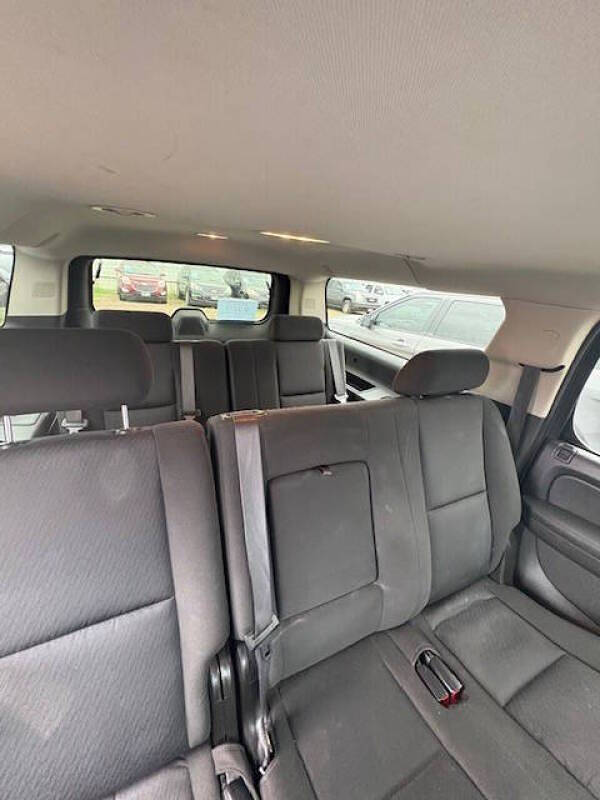 2010 Chevrolet Suburban LS