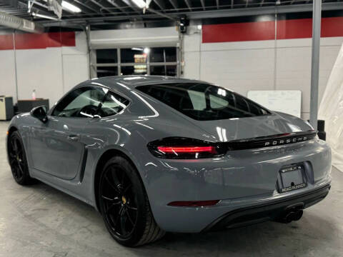 2024 Porsche 718 Cayman