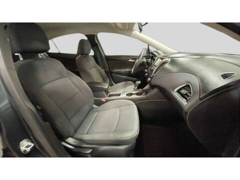 2018 Chevrolet Cruze LT Auto