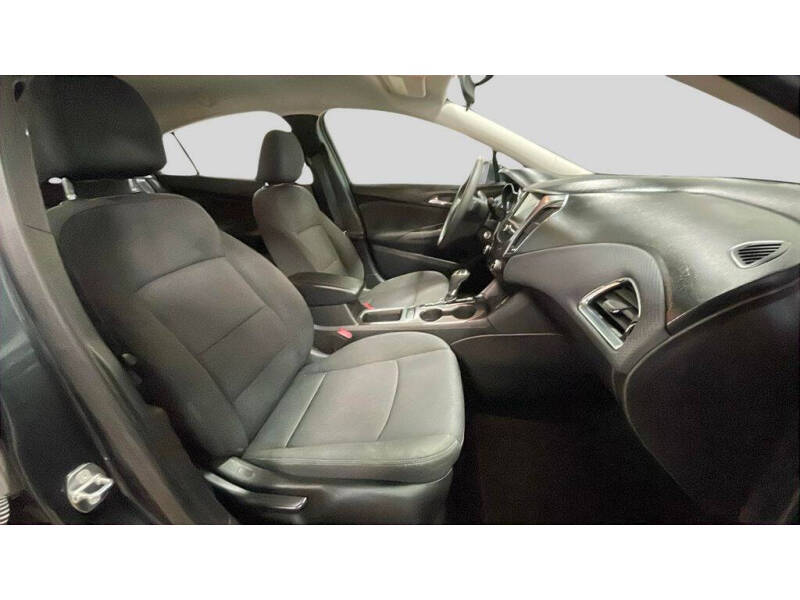 2018 Chevrolet Cruze LT Auto