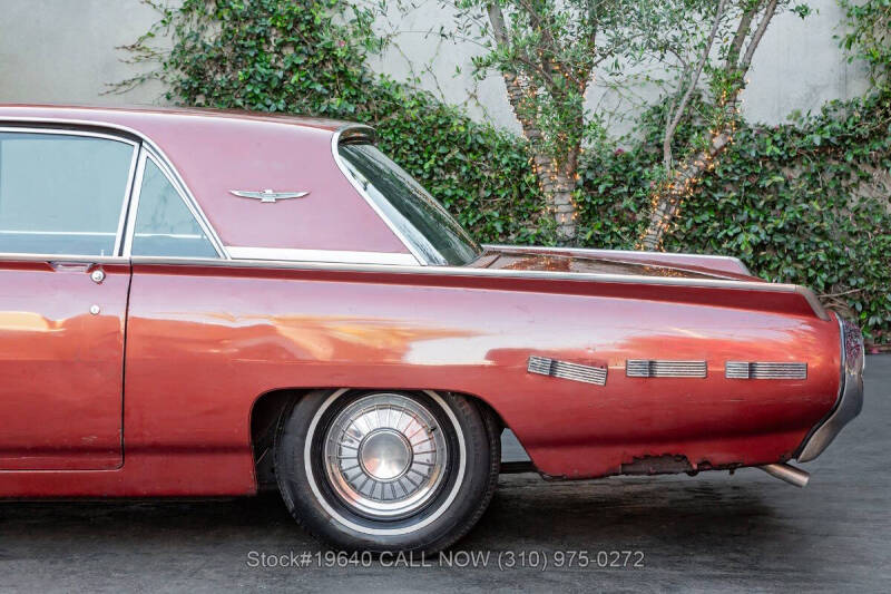 1962 Ford Thunderbird