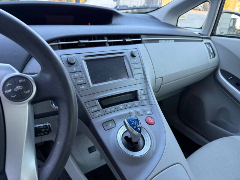 2014 Toyota Prius Three