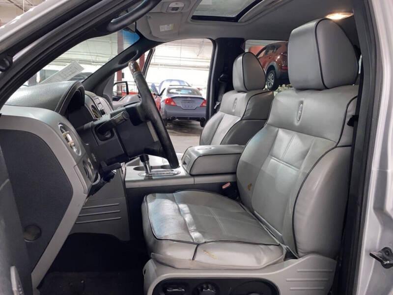 2008 Lincoln Mark LT