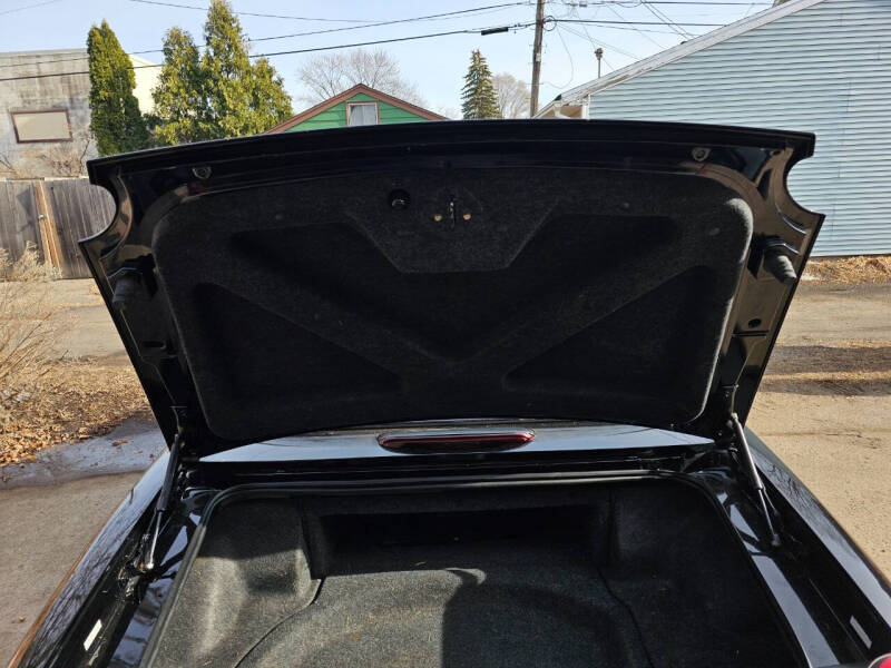 2005 Ford Thunderbird Deluxe