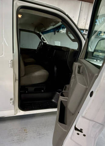 2019 Chevrolet Express 2500