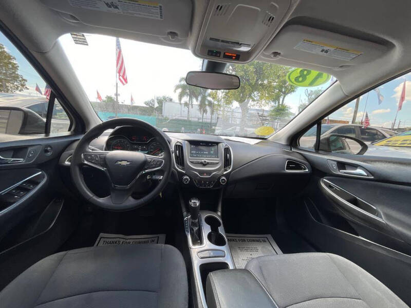 2018 Chevrolet Cruze LT Auto