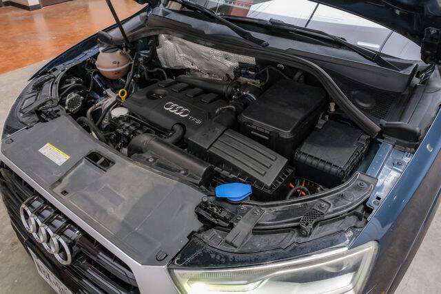 2017 Audi Q3 2.0T quattro Premium Plus