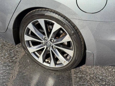 2020 Nissan Maxima Platinum