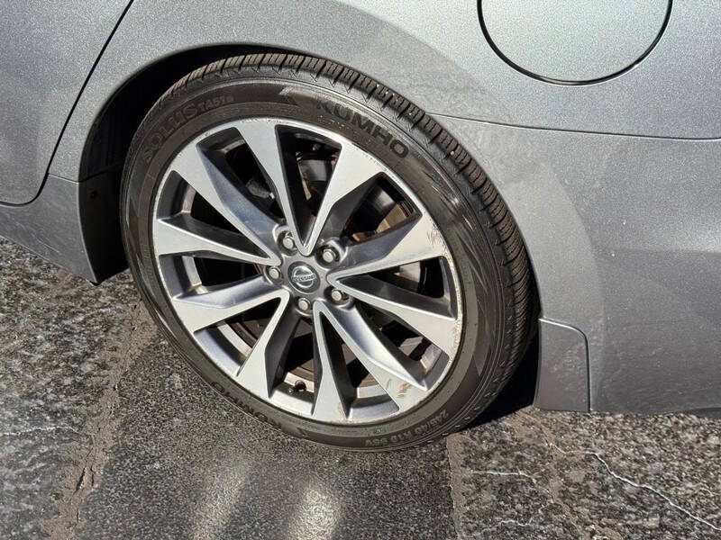 2020 Nissan Maxima Platinum