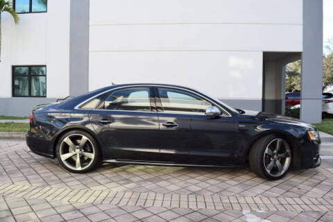 2015 Audi S8 4.0T quattro
