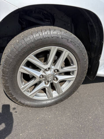 2014 Lexus LX 570