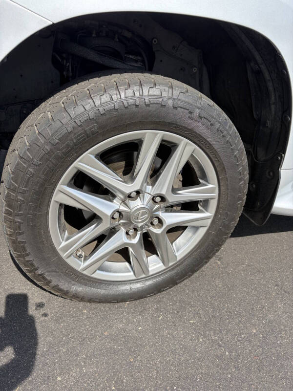 2014 Lexus LX 570