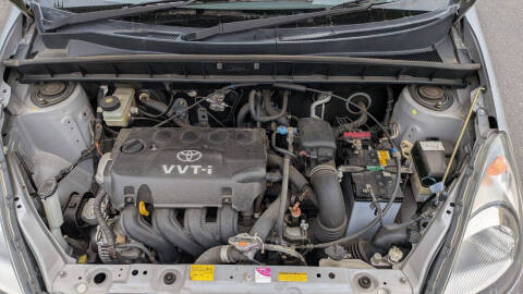 2000 Toyota Funcargo Yaris