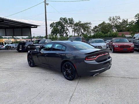 2017 Dodge Charger SXT