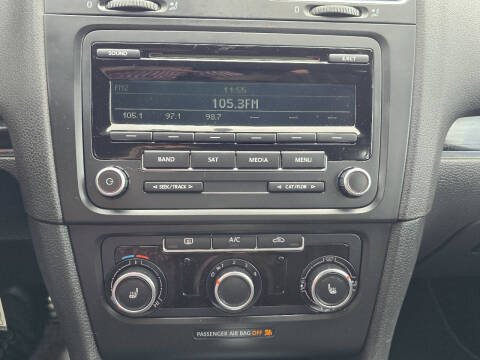 2013 Volkswagen GTI Base PZEV