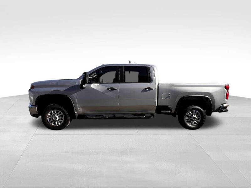 2023 Chevrolet Silverado 2500HD Work Truck photo 7