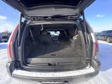 2017 Cadillac Escalade Platinum