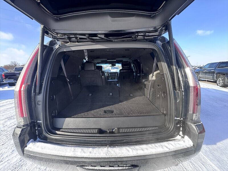 2017 Cadillac Escalade Platinum