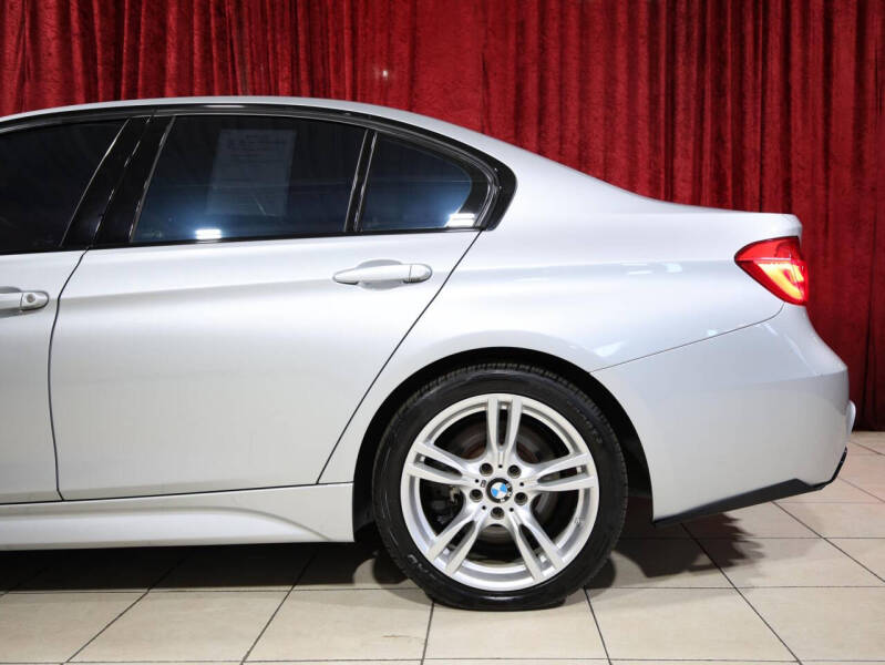 2018 BMW 3 Series 330i