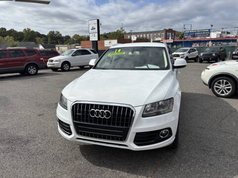 2014 Audi Q5 2.0T quattro Premium