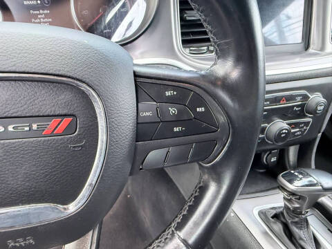 2019 Dodge Charger SXT