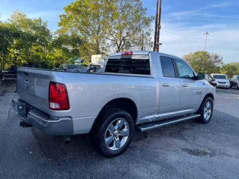 2017 RAM 1500 SLT