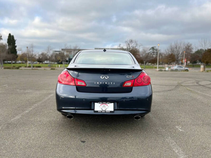 2012 Infiniti G37 Sedan Journey