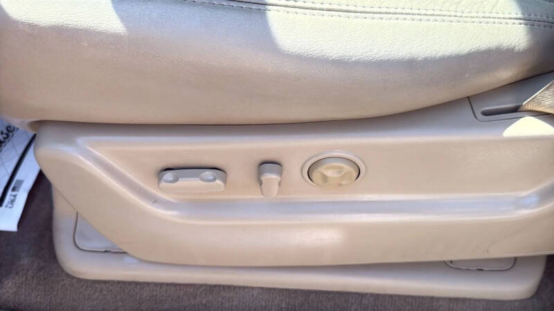 2011 Cadillac Escalade Premium