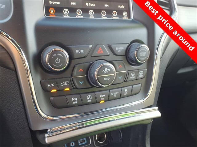 2020 Jeep Grand Cherokee Laredo E