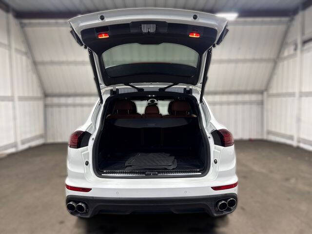 2017 Porsche Cayenne S