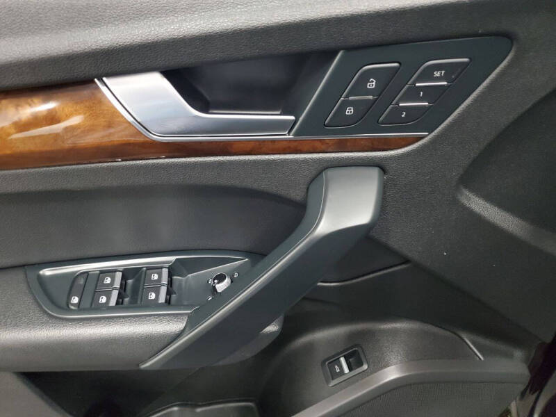 2018 Audi Q5 2.0T quattro Premium Plus