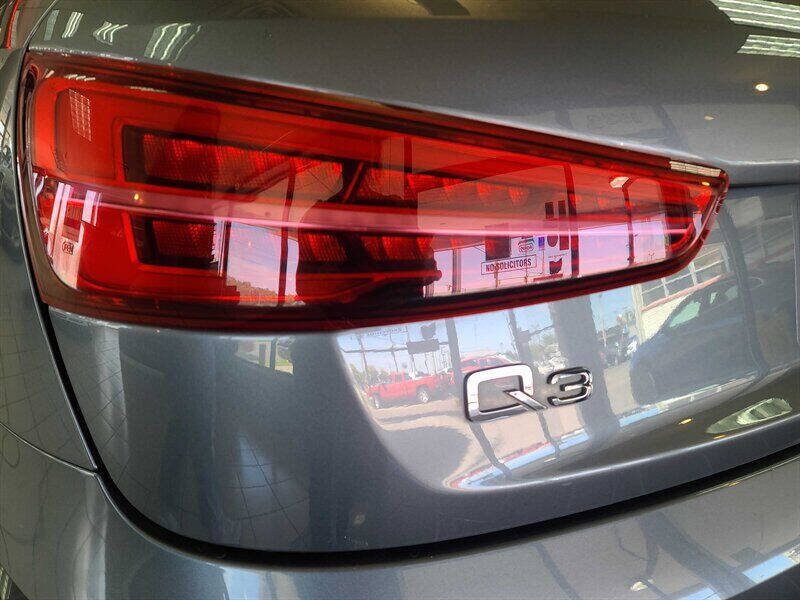 2017 Audi Q3 2.0T Premium