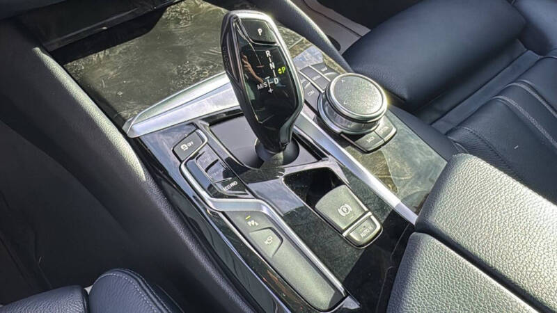 2017 BMW 5 Series 530i xDrive