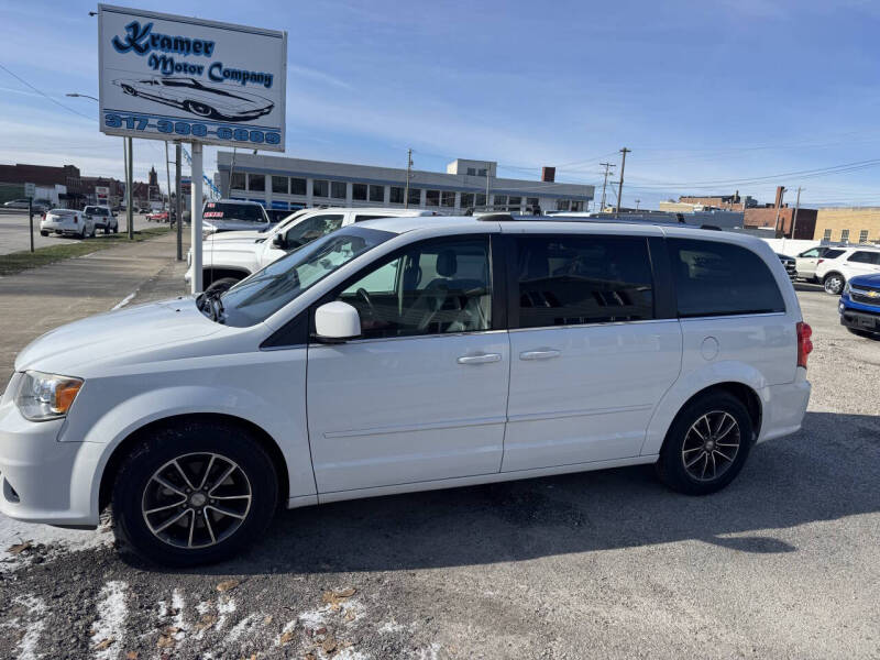 2017 Dodge Grand Caravan SXT's photo