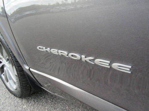 2019 Jeep Cherokee Overland
