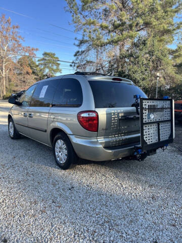 2005 Chrysler Town and Country
