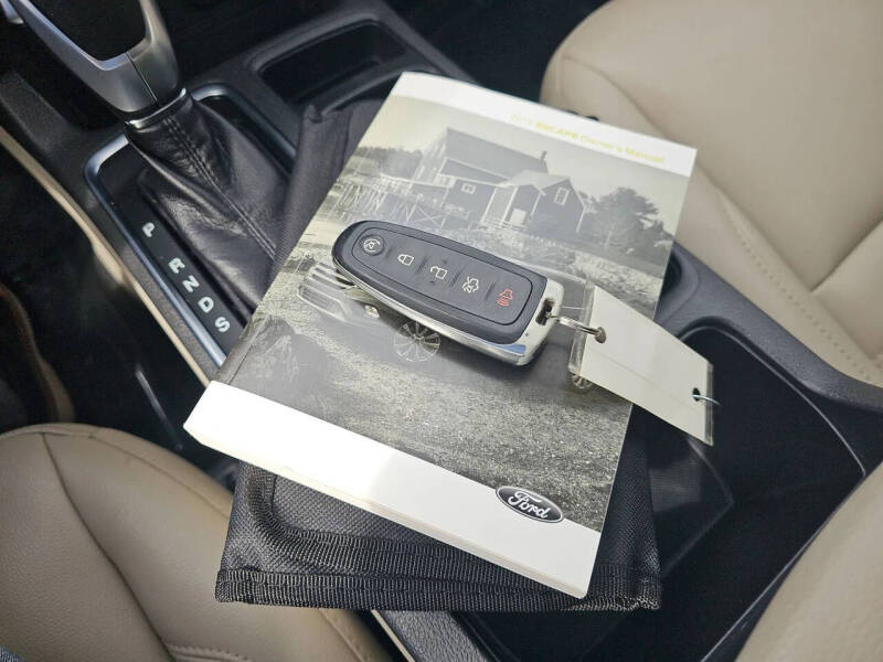 2019 Ford Escape SEL
