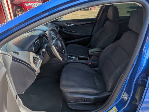 2017 Chevrolet Cruze LT Auto