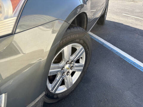 2011 Chevrolet Traverse LT