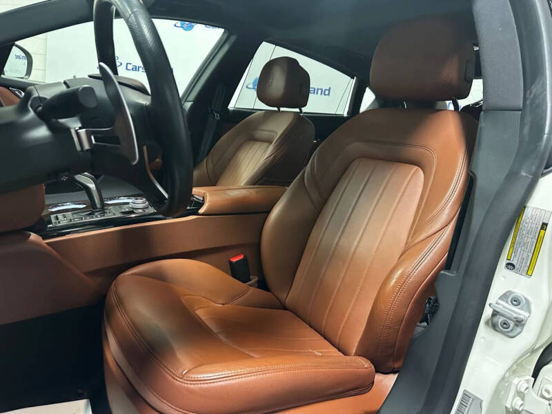 2022 Maserati Quattroporte Modena Q4