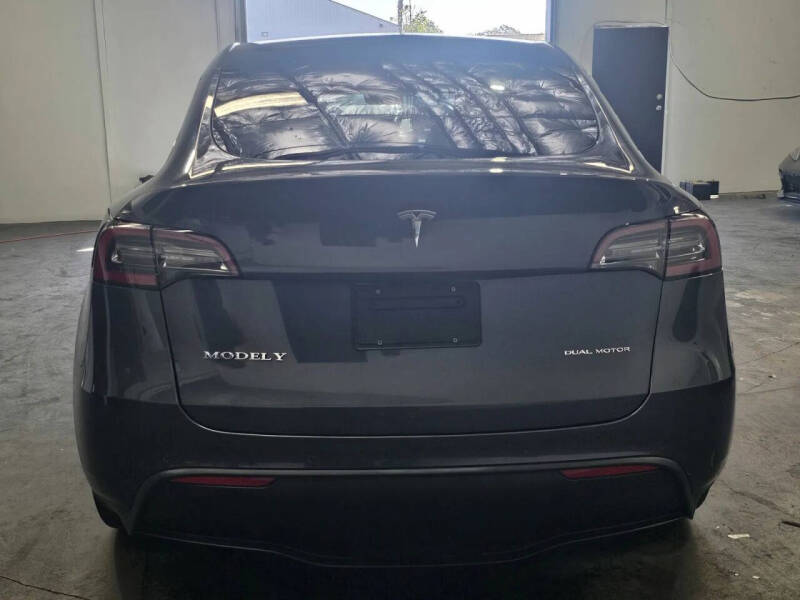 2020 Tesla Model Y Long Range