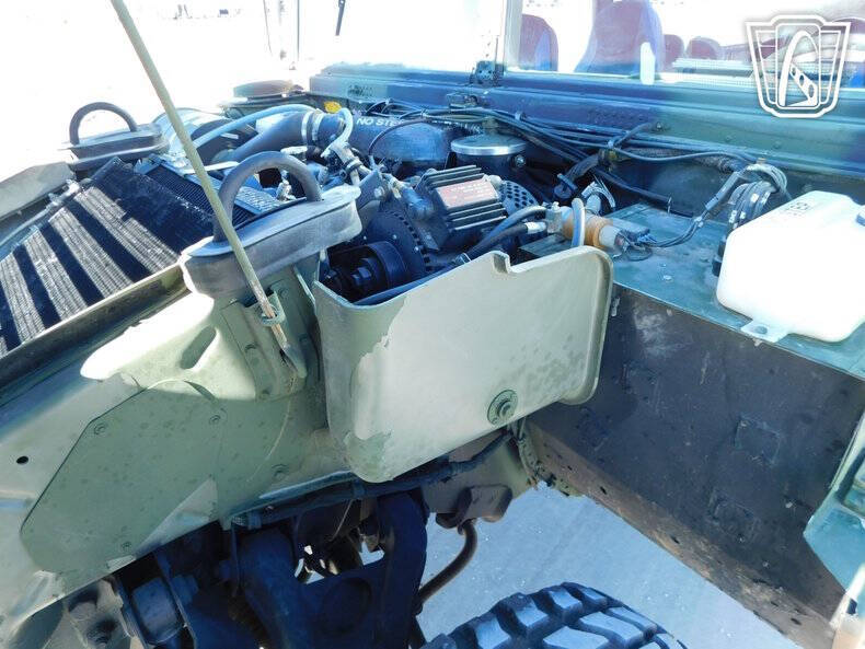 2002 AM General M1123