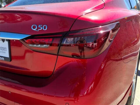2021 Infiniti Q50 Luxe