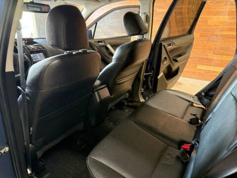 2014 Subaru Forester 2.0XT Touring