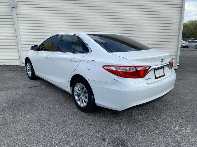 2015 Toyota Camry LE