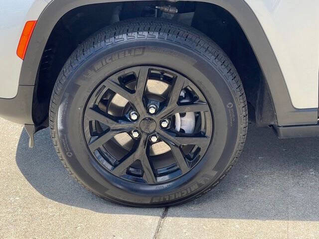 2025 Jeep Grand Cherokee Altitude
