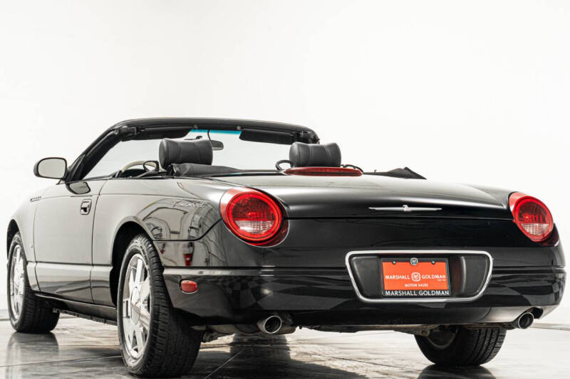 2003 Ford Thunderbird