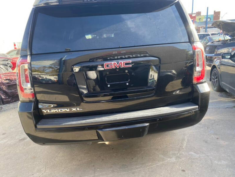 2016 GMC Yukon XL SLT