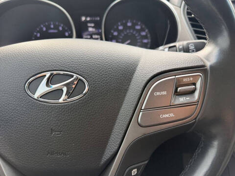 2020 Hyundai Santa Fe SE